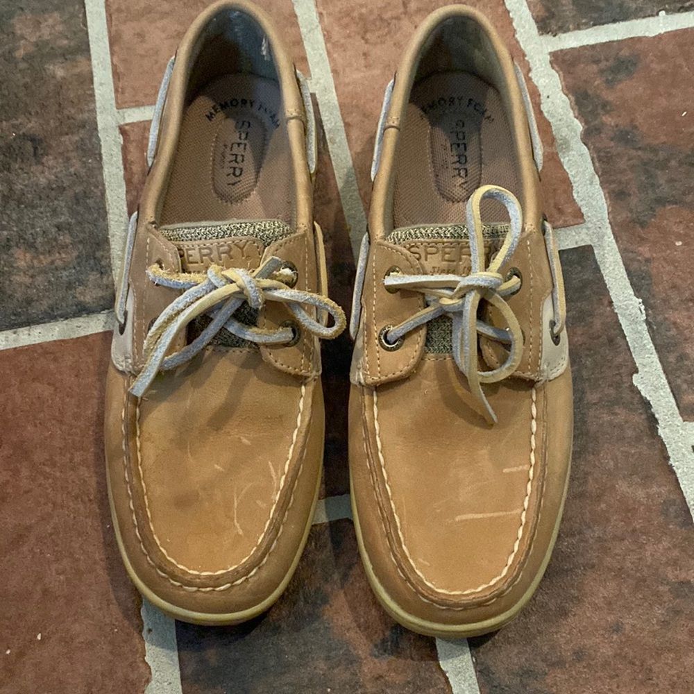 Preloved Sperrys 